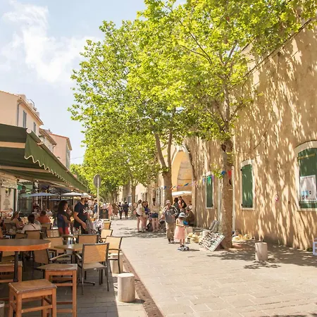 Beautiful Authentic In The Heart Of Old شقة أنتيب