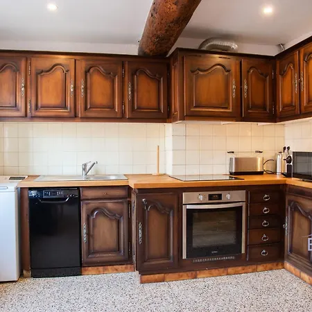 Beautiful Authentic In The Heart Of Old *